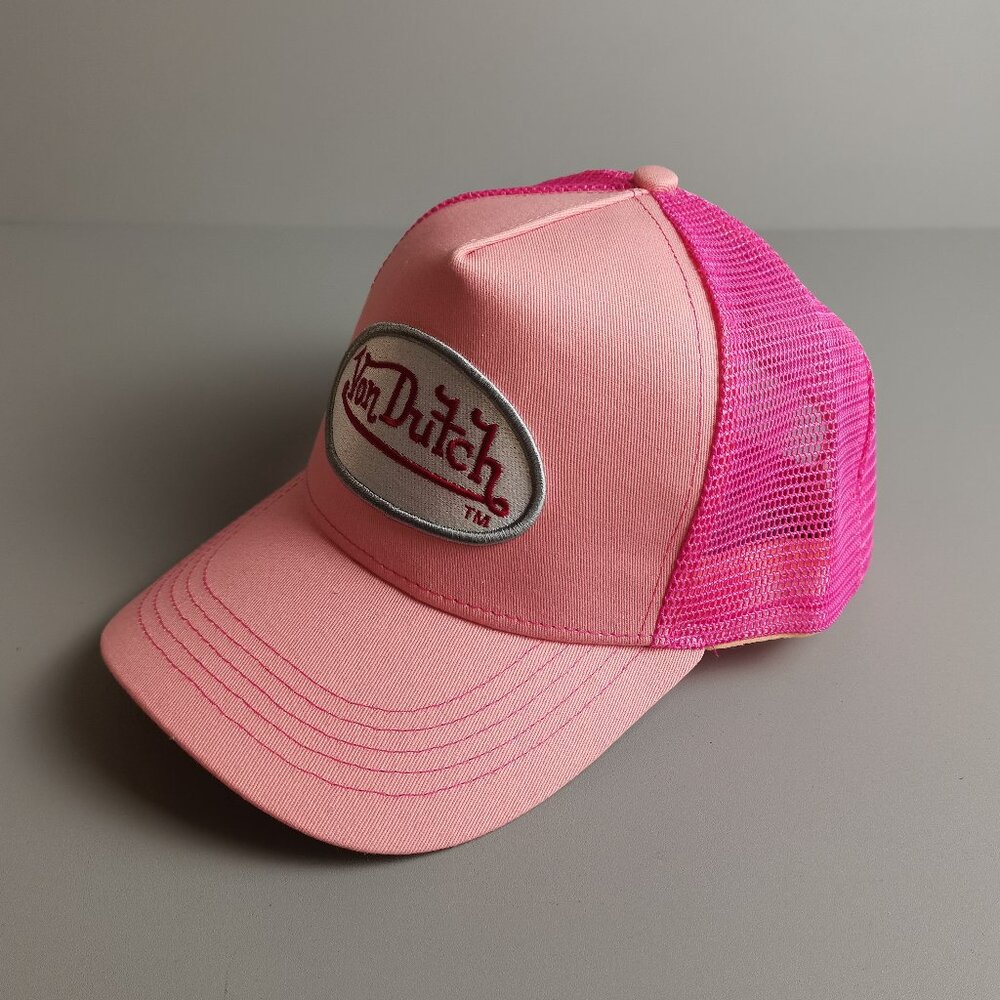 Almost new Von Dutch women's stylish trucker hat - Picture 2 of 6